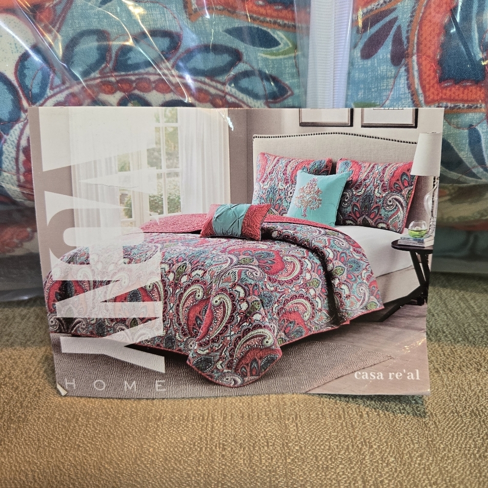 VCNY Home "Casa Re'al" Paisley 5-Piece King Quilt Set NWT - Picture 2 of 3